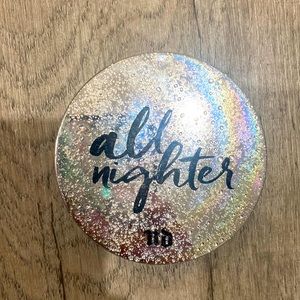 Urban Decay All Nighter waterproof Setting Powder